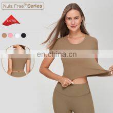 Sexy Halter Neck Long Sleeve Sports T Shirt Women Custom Logo Sports U Hem Skinny Thumb Hole Tops thumbnail-2