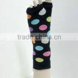Open 2 Toe Non-slip Color Sock thumbnail-1
