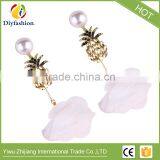 Fashion Jewelry Pineapple Shaped Simulated Pearls Hot Stud Earrings thumbnail-2