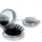 Round Pocket Mirror With Comb thumbnail-1