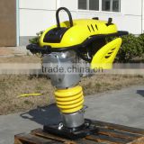 Lifting hook design tamping rammer with separable double filter design extends lifetime and makes the maintenance easier