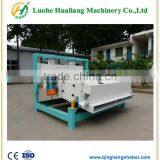 China Hot Selling Mobile Vibrating Cleaning Sieve Price thumbnail-3