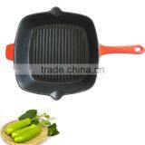 Small Enamel Iron Cast Skillet thumbnail-1