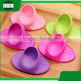 Kitchen Non-stick Silicone Bbq Baking Grill Heat Resistant Oven Finger Clip Glove Gloves thumbnail-4