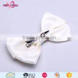 Simple Design off White Polyester Cheap Bowtie for Men thumbnail-3