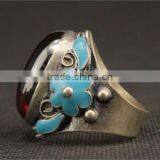 Miao Silver Ring Carved Mosaic Artificial Red Zircon Ring thumbnail-2