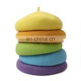 Детские шерстяные береты для младенцев и детей - девочек. Осенние и зимние шапки в модном однотонном цвете, подходящие для семейного стиля и обеспечивающие тепло thumbnail-1