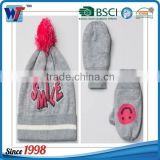100 Acrylic thick knit beanie cap and golves set smile beanie hat