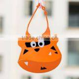 2013 Perfect Design Food Grade Silicone Baby Apron Bib thumbnail-1