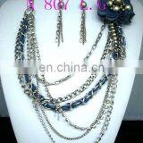 Necklace thumbnail-1