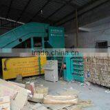 Automatic Hydraulic Waste Paper, Cardboard, PET Baler With Conveyor thumbnail-1