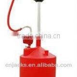 Oil Drainer Plastic 18 gal. with manual pump