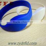 Access Control UHF RFID Cheap&cool Silicone Wristband thumbnail-4