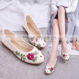 Zm50241b New Style Wholesale Women Shoes Embroidery Flat Cloth Shoe thumbnail-4