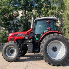 240HP Big Farm Tractor Wheel Drive Tractor With Cabin thumbnail-3