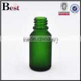 15ml Frosted Glass Bottle Green Colored Essential Oil Frosted Glass Bottle With Silver Aluminum Cap thumbnail-4