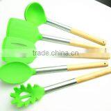 33058 Silicone Kitchen Cooking Utensils With Wooden Handle thumbnail-3