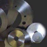 Circular toothed knives and slitting saw blades for Fosber, Beloit, Valmet