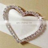 2013 Fashion shiny alloy rhinestone heart ribbon buckle