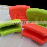 Heat Resistant Proof Oven Mitt Silicone Pot Holder thumbnail-1