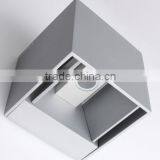 Adjustable Wireless Led Mounted Wall Lamp thumbnail-2