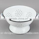 ROUND ENAMEL IRON COLANDER W/EARS thumbnail-1