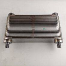 Diesel Engine Spare Part Oil Cooler Core 4916621 for K38 QSK38 Diesel Engine thumbnail-1