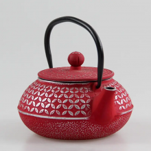 Chinese Factory Price 600ml Vintage Red Four-leaf Clover Pattern Gold Exquisite Cast Iron Tea Kettle Pot Boiling Water Teapot thumbnail-3
