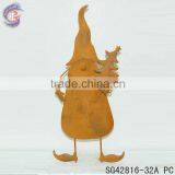 Rustic Metal Gnome Holding Flower Ground Stakes for Garden Decorations thumbnail-6