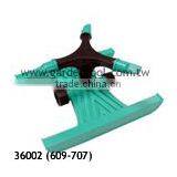 Plastic Rotary "H" Base With 3-Arm Plastic Sprinkler / Taiwan thumbnail-1