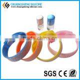 Customer Logo Fluo Silicone Mosquito Repellent Bracelet thumbnail-1