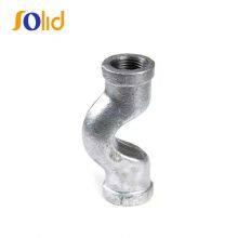 DIN En10242 Standard Galvanized Black Malleable Iron Pipe Fitting Crossover