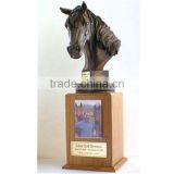 2015 Best selling Resin Horse shape bone ash wooden urn Decorative