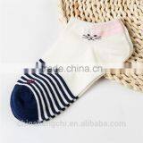 Women Young Teen Girls Red Striped Tube Socks thumbnail-4