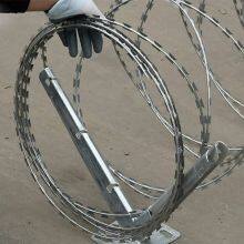 PVC PE Coated Galvanized High Strength Razor Barbed Wire for Protection Mesh/Farm Fencing thumbnail-2