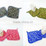 100% Polyester Print Oven Mitts thumbnail-1