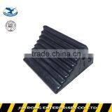 Lower Factory Price 300*260*150mm One Side Rubber Wheel Chock Holder PS012 thumbnail-1