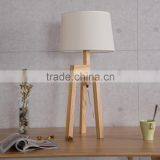 Indoor Decorative Wood Lighting Wood Table Lamp Desk Lamp for Reading
