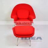Replica Eero Saarinen Womb Chair and Ottoman - Red Wool Fabric thumbnail-4
