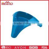 Hot Sale New Style Smoking Plastic Triangle Melamine Ashtray thumbnail-1