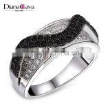 Trending Style Curve Wavy Pattern Jet & Clear Zirconia Stones Party Jewelry Ring thumbnail-1