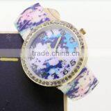 Dress Fashion Gold Plated Silk Printing Plastic Watch for Ladies thumbnail-2