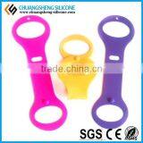 Two Side Round Easy Operation Silicone Phone Card Hang Holder for All Phone Models thumbnail-3