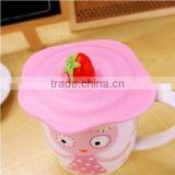 Cute Strawberry Silicone Watertight Cup Mug Lid Cover thumbnail-3