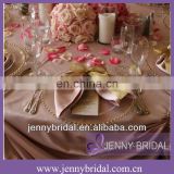 NP008D Gold organza tie and blush taffeta table cloth and table napkin