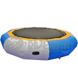 Cheap price water gun toys equipment popular water trampoline toys for sale