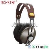 Fashionable Factory Price Remote Control Hi-Fi Stereo Headphones for Samsung and Iphone thumbnail-1