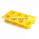 CBU26 FDA LGFG 8 Connected Silicone Funny Cake Mold thumbnail-3