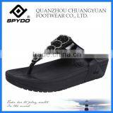 2014 Fashionable Women Flip Flops Patent pu & Rhinestone