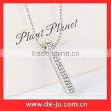 Magnetic Fashion Simple Pendant Necklace thumbnail-5